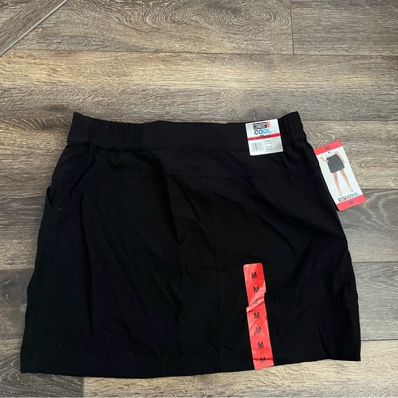 32 Degrees Cool Black Athletic Skort Zipper Pocket & Elastic Waistband M NWT - Picture 8 of 9